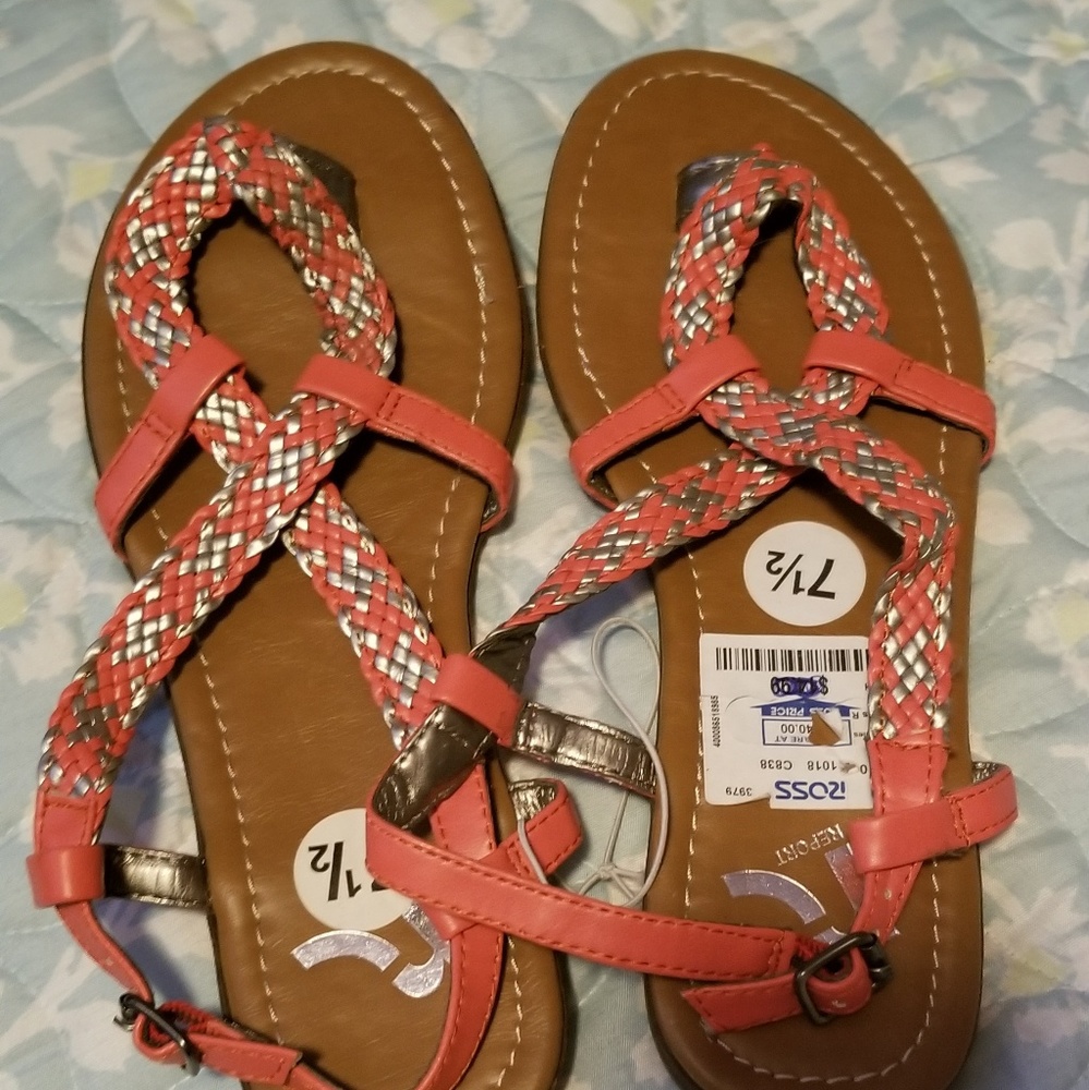 Size 7.5 sandals NWT